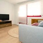 Urbanizacion Con Piscina Arnelas Apartament *